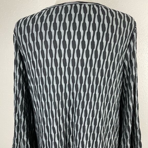 Passports Tunic Top Size S EUC - Picture 6 of 8